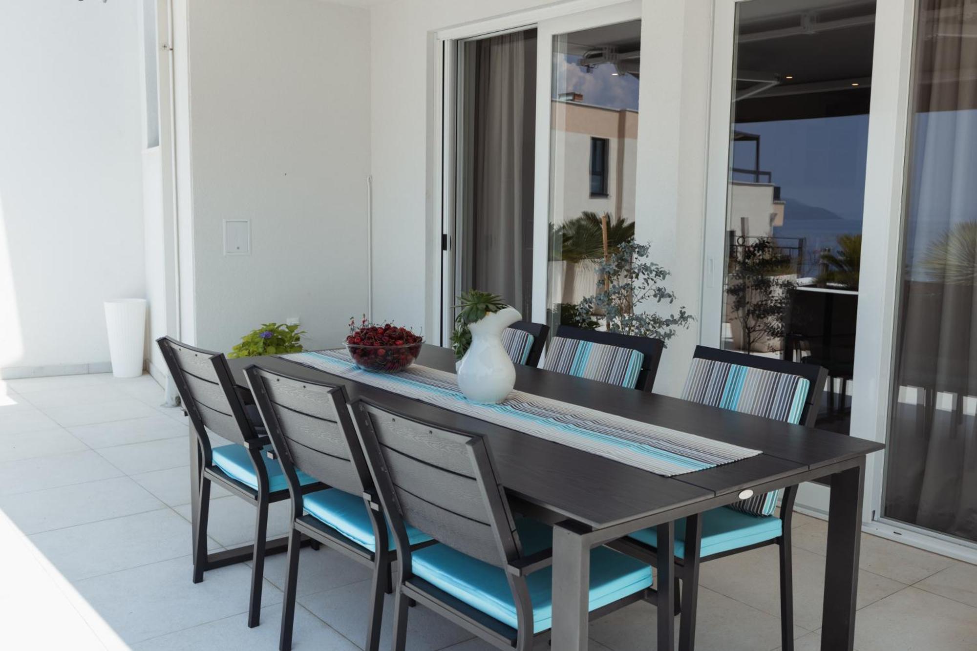 Apartment Citrin - New With Amazing Sea View, Big Terrace And Shared Pool *